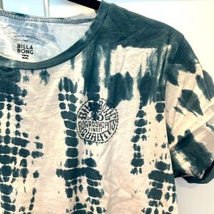 Billabong crop tee